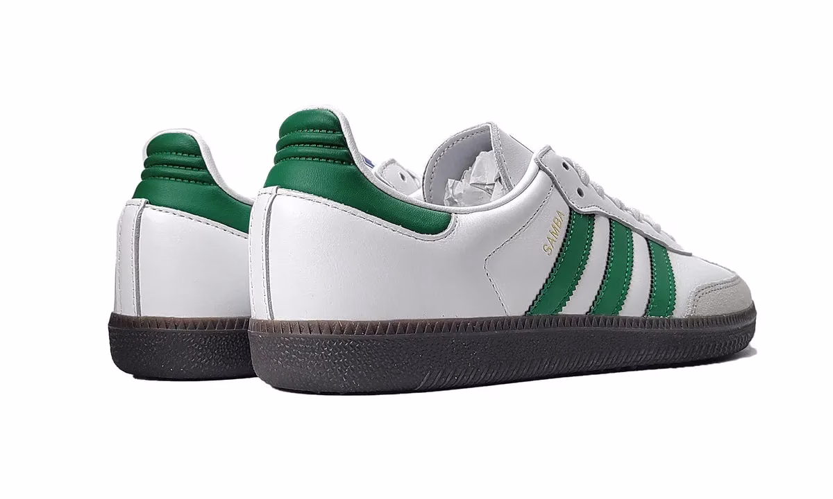 Adidas Samba x Comme des Garçons Play - Image 3