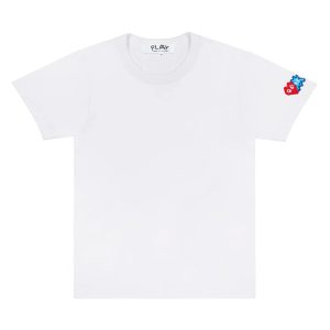 play invader tee red & blue sleeve emblem (white)